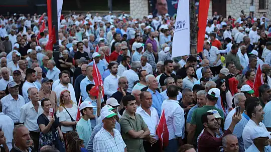 Özgür Özel'den Gaziantep'te Fıstık Mitingi