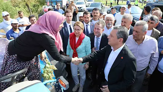 Özgür Özel'e protestocu diye tanıtılan kadın belediye başkanının eşi çıktı