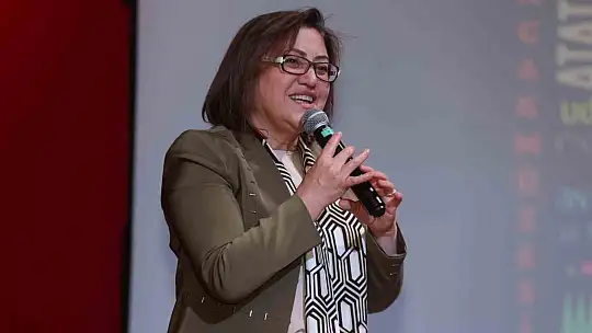 Panorama Müzesi'ni gezen Kazım Karabekir Paşa'nın kızı Timsal Karabekir duygu dolu anlar yaşadı