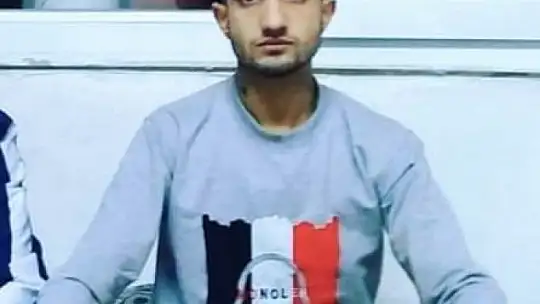 Park halindeki kamyona arkadan çarpan motosikletli genç öldü