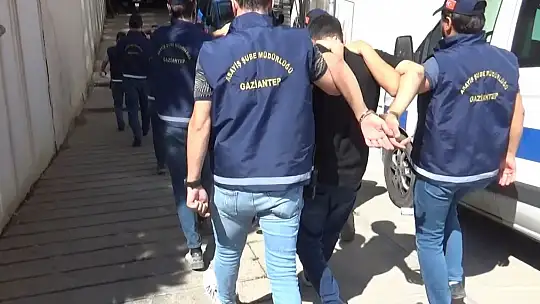 Parkta ölü bulunan uzman çavuşun tabancasını çalan şahıs tutuklandı