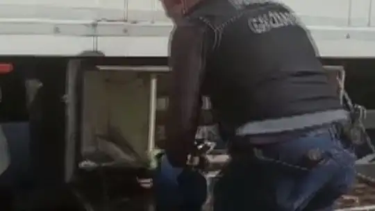 Piknik tüplerine gizlenmiş 8 kilo eroin ele geçirildi