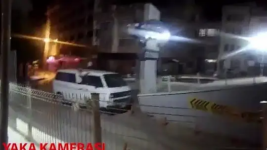 Pişkin hırsız suçüstü yakalanınca ekiplerin bayramını kutladı