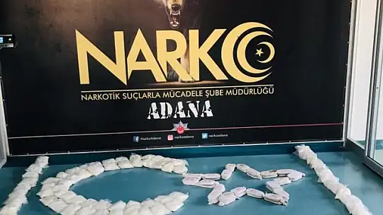 Polis aracına çarpıp kaçan uyuşturucu tacirleri tutuklandı
