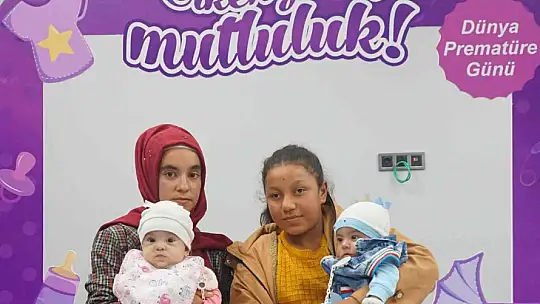 Prematüre bebekler ANKA'da bir araya geldi