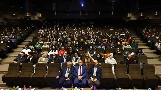 Psikoloji Gündem'inde zorbalık konusu masaya yatırıldı