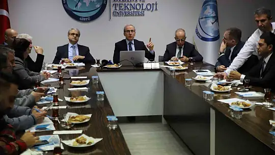 Rektör Şehmus Demir basın ile bir araya geldi