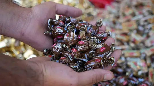 Rengarenk bayram şekerleri Gaziantep'te tezgahları süslemeye başladı