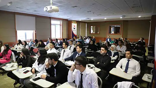 Romatolojik Hastalıklarda Anamnez ve Fizik Muayene Kursu