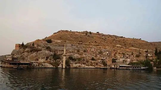 Rumkale Cam Terası hizmete açıldı