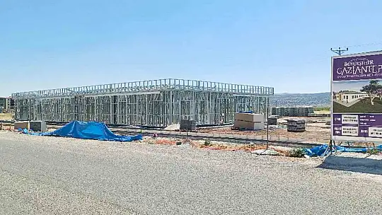 Şahin, Araban'a GASMEK ve Kadın Tekstil Atölyesi sözünü tuttu