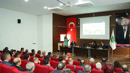 Şahin, deprem bölgelerinde değerlendirme toplantısı yaptı