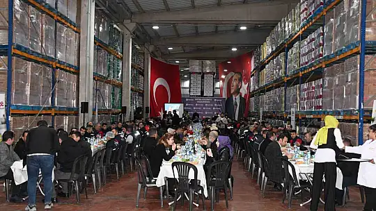 Şahin, Kadooğlu'nda nergislerle karşılandı