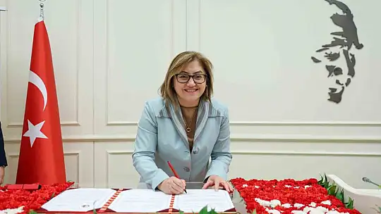 Şahin, kardeş şehir belediye başkanlarıyla bir araya geldi
