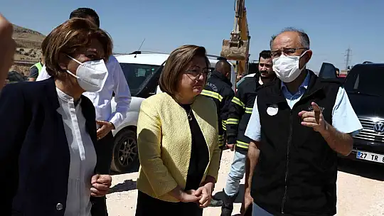 Şahin, TAG Otoyolu'ndaki temizlik çalışmalarını inceledi