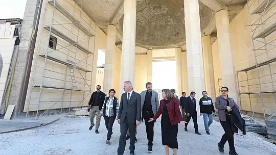 Şahin, yeni millet bahçesi çalışmalarını inceledi