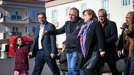 Şahin, yılın son gününde Aktoprak'ta yapılan çalışmaları inceledi