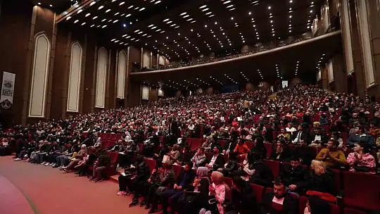 Şahinbey Belediyesi 'Sonsuzluk Kervanı' programıyla duygu dolu bir gece yaşattı