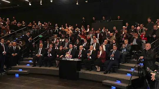 Şahinbey Belediyesi 100 depremzede ve yetim ailenin yüzünü güldürdü