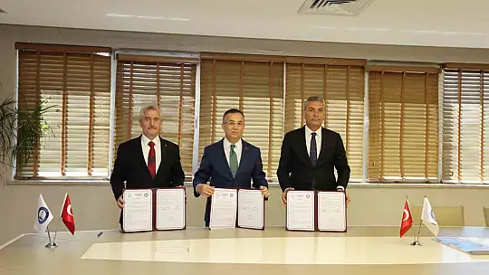 Şahinbey Belediyesi 218 bin kişiyi ecdatla buluşturuyor