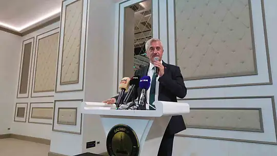 Şahinbey Belediyesi'nin 6. Kitap Fuarı depremzede öğrencileri ağırladı