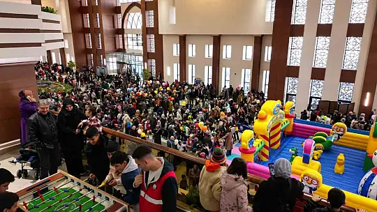 Şahinbey Belediyesi'nin Çocuk Şenliğine yoğun ilgi