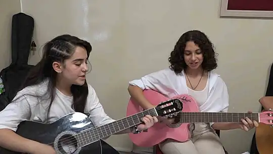 Şahinbey Belediyesi'nin müzik kursları yoğun ilgi görüyor