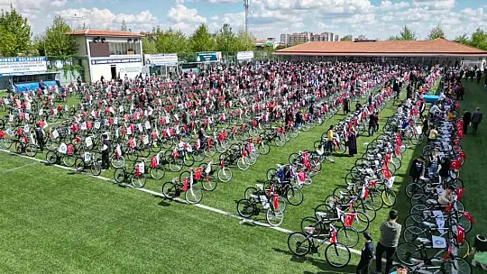 Şahinbey'de 104 bin öğrenciye bisiklet