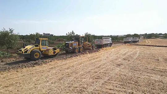 Şahinbey'de çiftçiye yol desteği