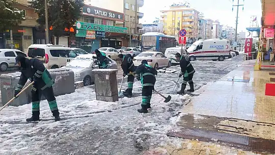 Şahinbey'de karla mücadele