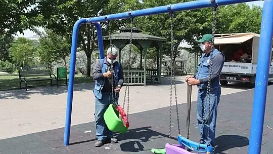 Şahinbey'de parklar dezenfekte ediliyor