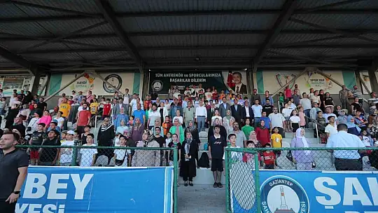 Şahinbey'de yaz spor okulları başladı