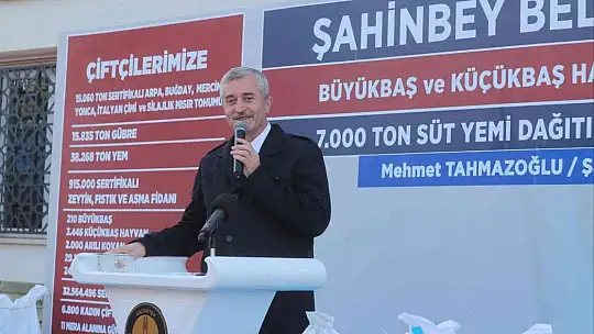 Şahinbey'de yem dağıtımı sürüyor