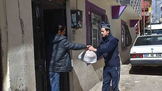 Şahinbey'den ihtiyaç sahibi vatandaşlara sıcak iftar yemeği