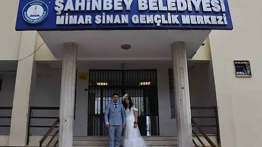 Şahinbey'den yeni evlenen çiftlere düğün hediyesi