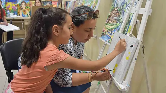 Şahinbeyli kadınlar resim kurslarına akın ediyor