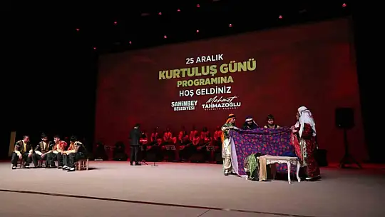 Şahinbeyli konservatuar öğrencileri destansı mücadeleyi canlandırdı