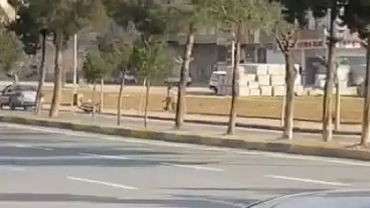 Saldırganın kaçtığı anlar cep telefonu kamerası ile kaydedildi