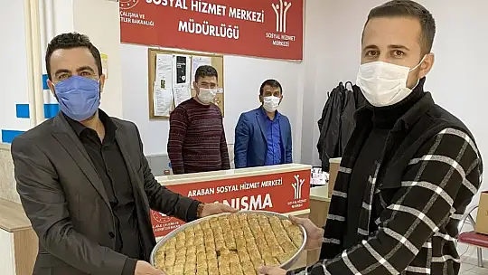 Salgın sürecinde kesintisiz görev yapan kurumlara baklava ikramı