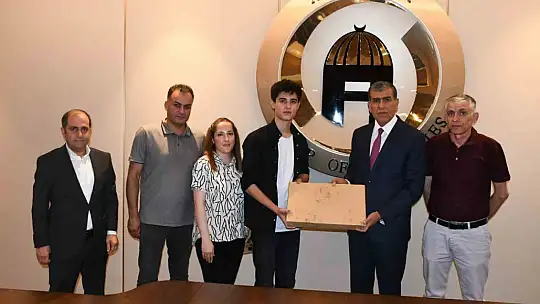 Şampiyonlara ödül