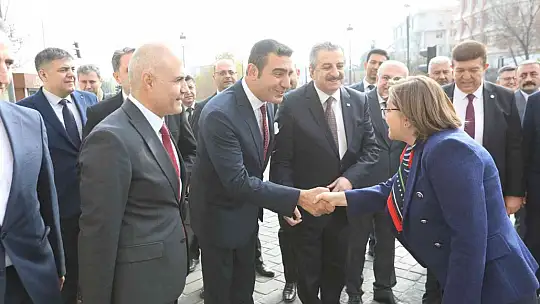 Sanayi ve Teknoloji Bakan Yardımcısı Büyükdede'den Şahin'e ziyaret