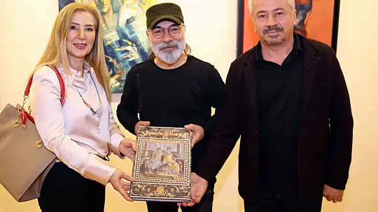 SANKO'da 'insan' temalı resim sergisi açıldı