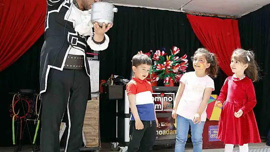 SANKO, depremden etkilenen çocuklara sinema şenliği düzenledi