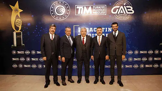 SANKO Dış Ticaret A.Ş ve Sanko Tekstil'e ihracatın yıldızı ödülü