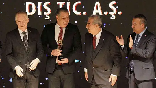 SANKO Dış Ticaret A.Ş ve Sanko Tekstil'e ihracatın yıldızı ödülü