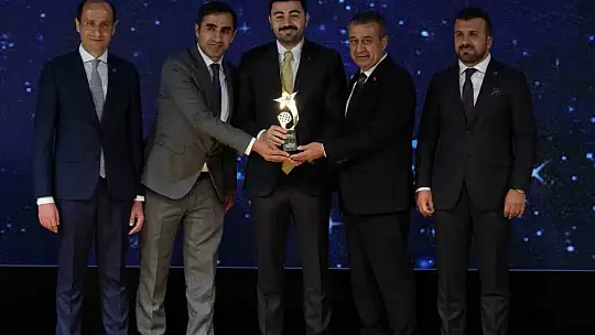 SANKO Dış Ticaret Aş. ve SANKO Tekstil'e ihracatın yıldızı ödülü