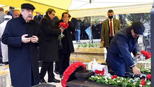 SANKO'nun Kurucusu Sani Konukoğlu, mezarı başında anıldı