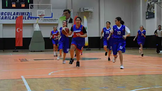 SANKO okulları basketbol takımı il şampiyonu oldu