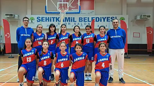 SANKO okulları basketbol takımı il şampiyonu oldu