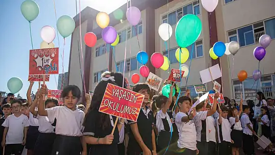 SANKO Okulları'nda ilk ders zili çaldı